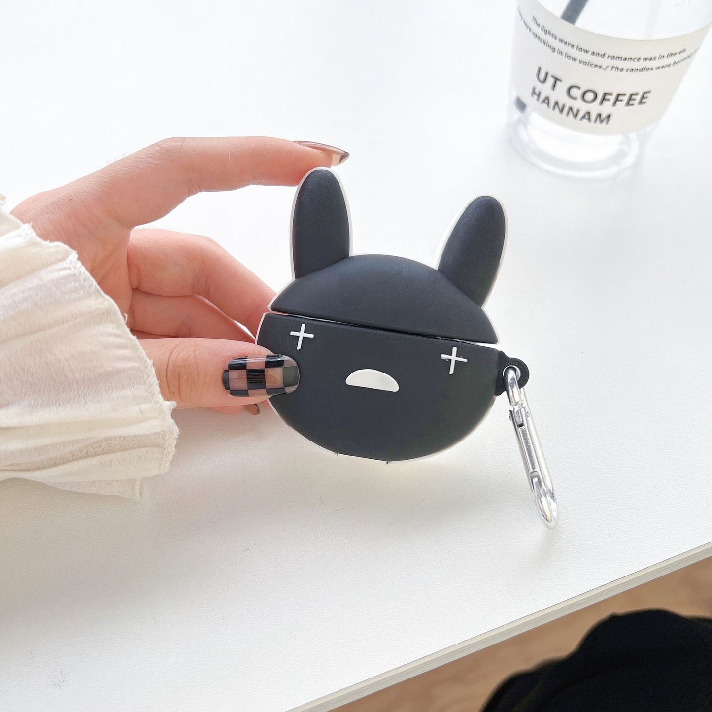 Cute Silicone Love Earphone Sleeves